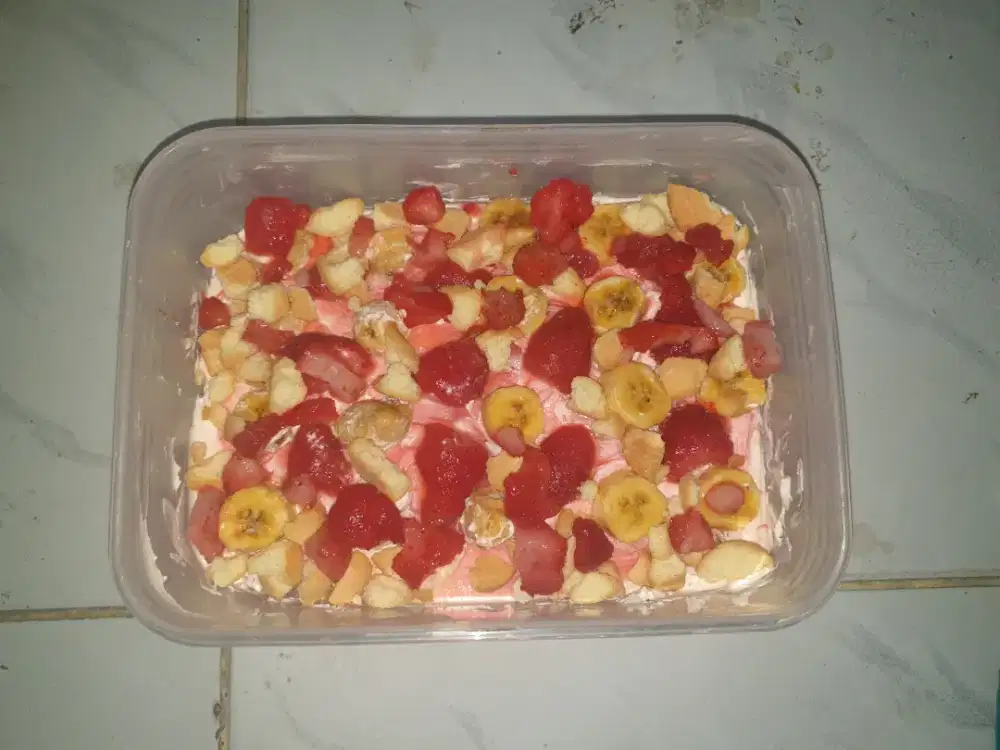 Mencaei pekerja untuk jaga stan makanan