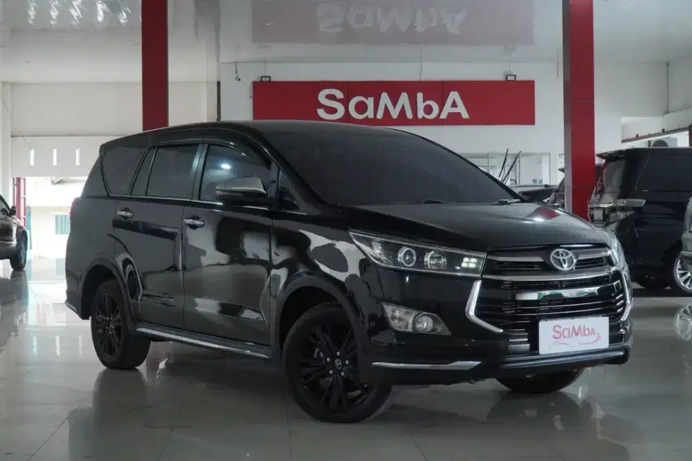 Innova Venturer Diesel AT 2019