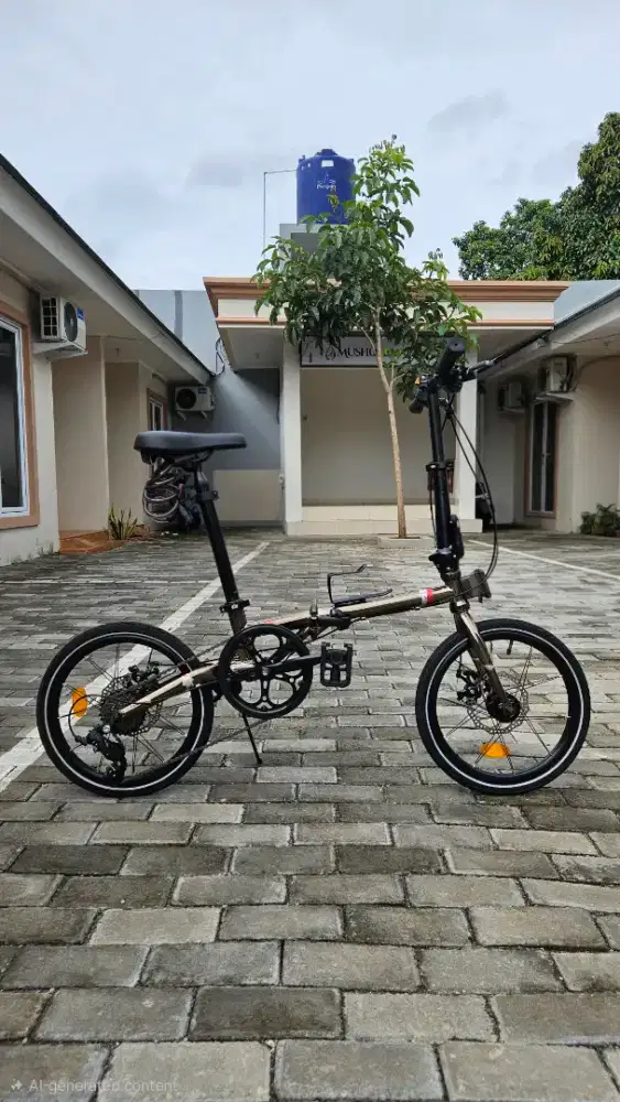 Sepeda lipat Element Troy UV black chrome 16