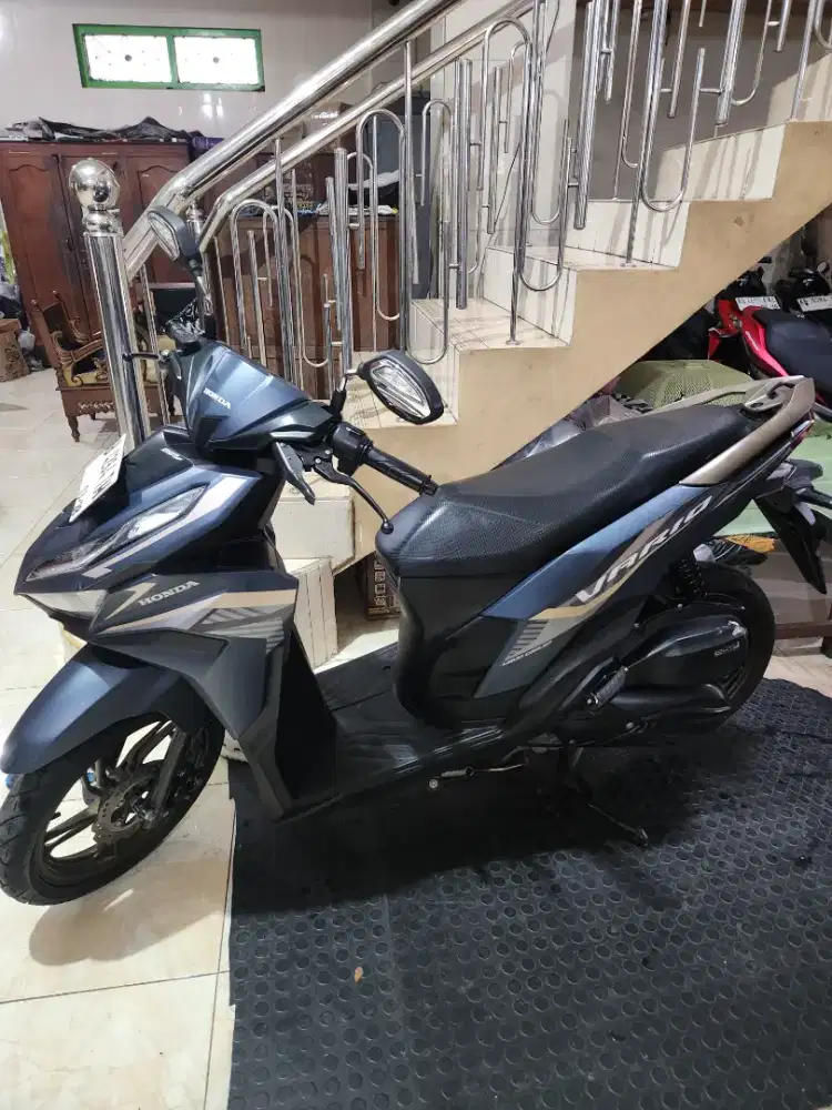 Vario 125 k2v biru doff 2023 remote 2 wajib Gbm