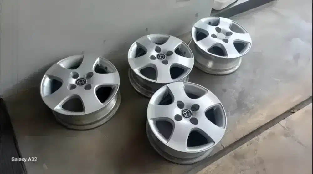 Oem City R14 pcd 100 4 velg