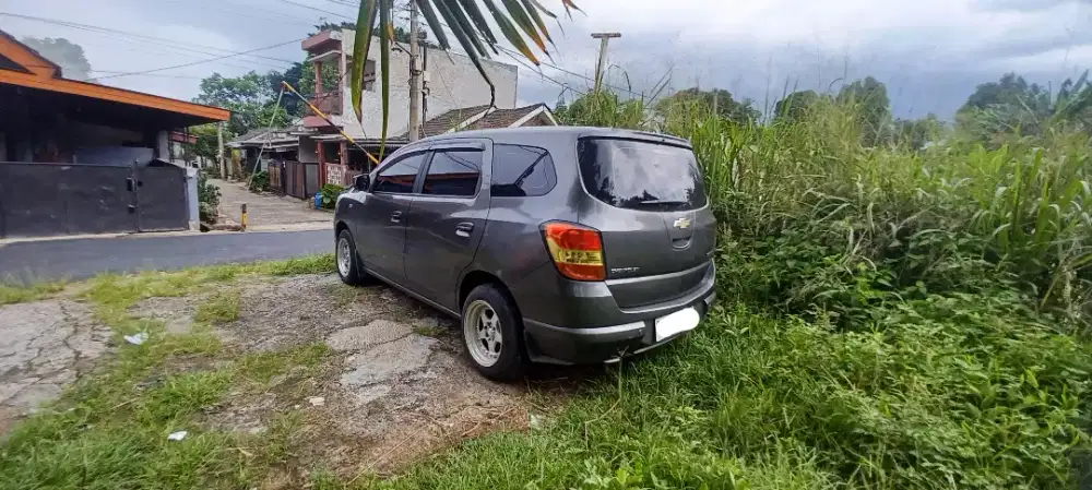 Chevrolet Spin LT 1200cc M/T  Murah Asli.