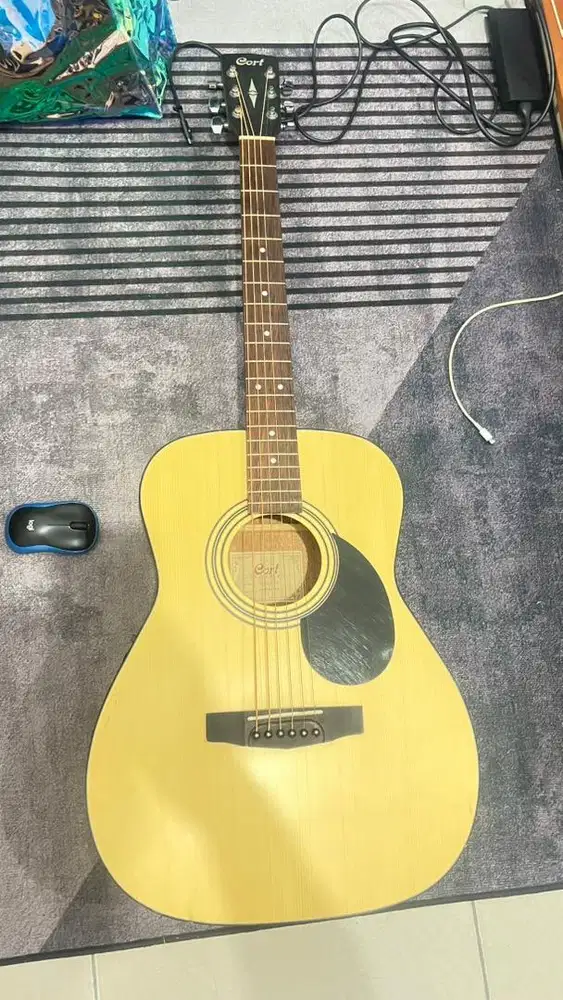 Dijual gitar acoustic electric Cort AF510E OP