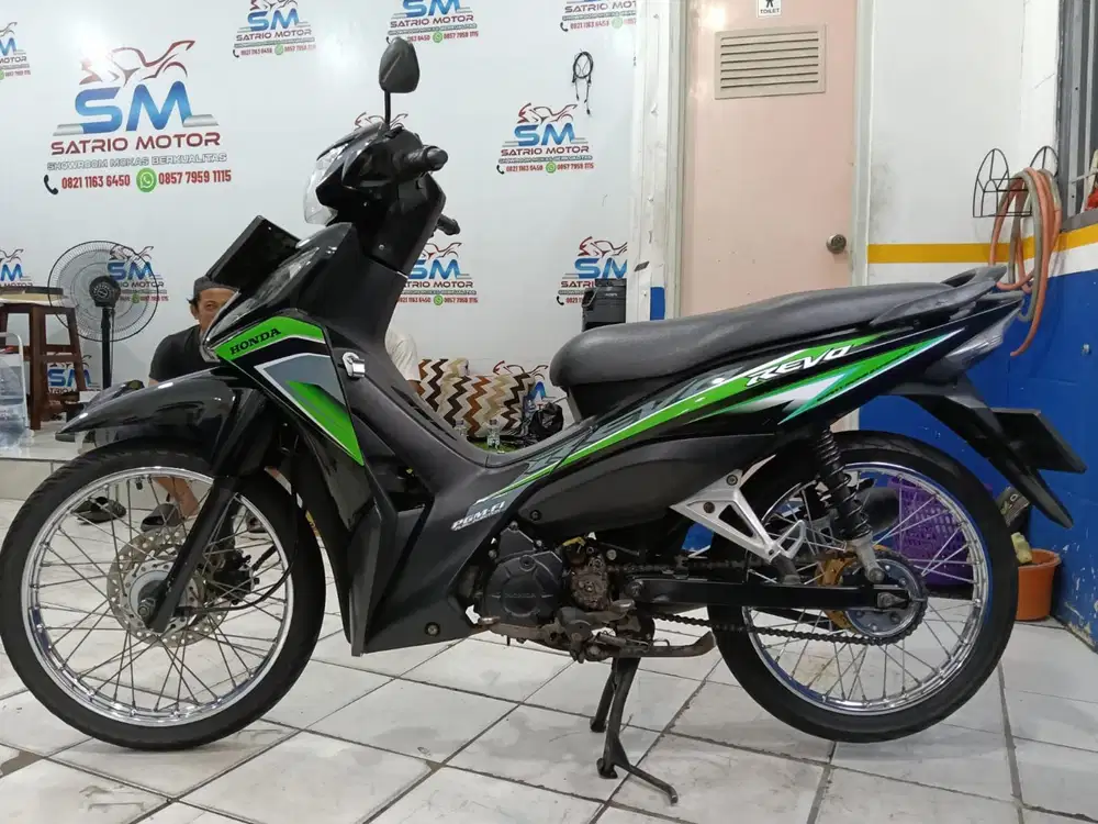DIJUAL CASH HONDA REVO 110 INJEKSI THN 2014 PJK IDUP SIAP PAKAI