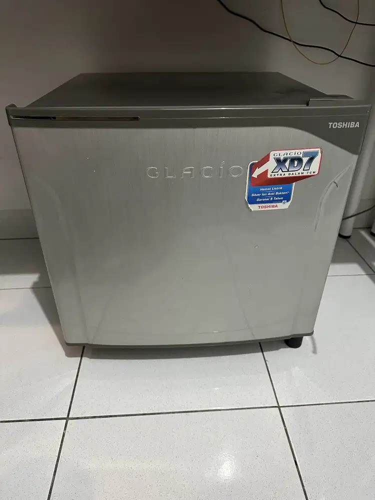 Kulkas Glacio Minibar 1 pintu