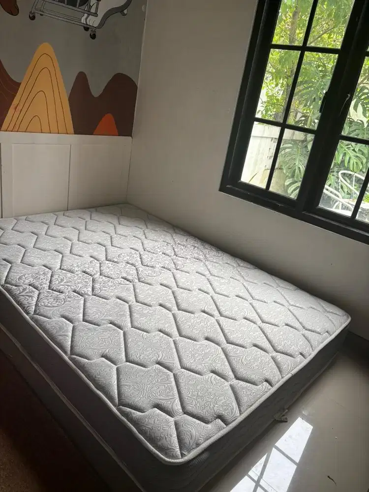 Kasur spring bed 140x200 good condition