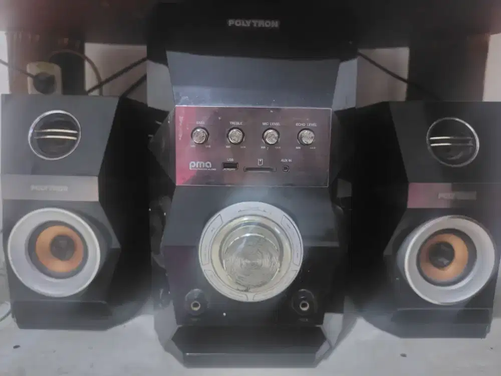 Speaker aktif polytron