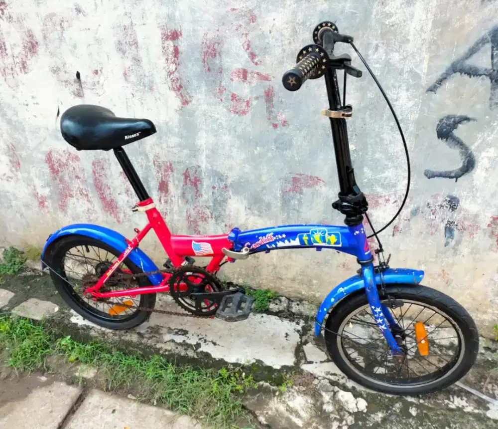 Sepeda anak ukuran 16 kondisi normal