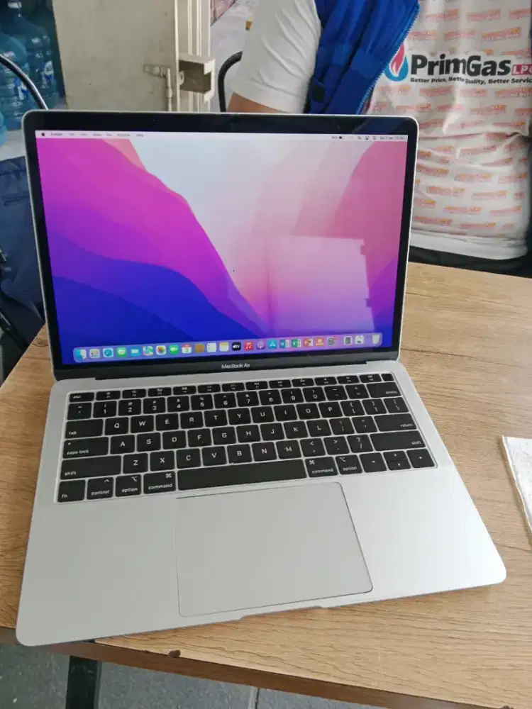 MacBook Air Retina 2018 Ram 16GB SSD 256GB Mulus