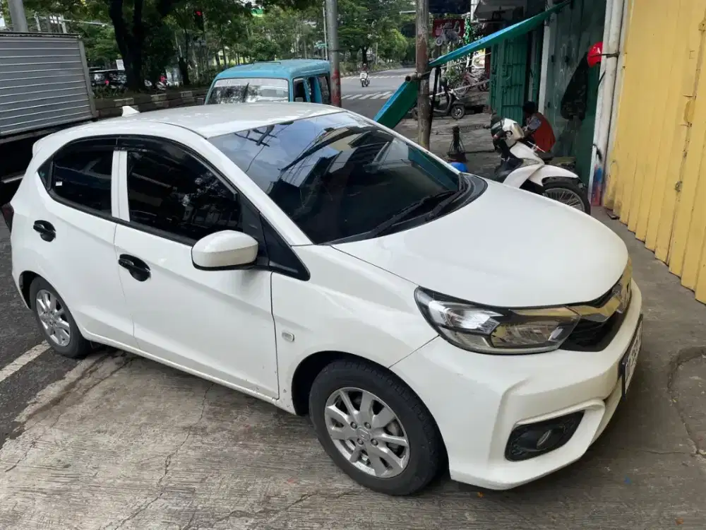 Honda Brio E CVT 2020 - Kondisi Mulus BPKB Lengkap Pajak Aman