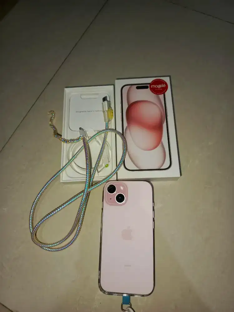 Iphone 15 warna pink 128