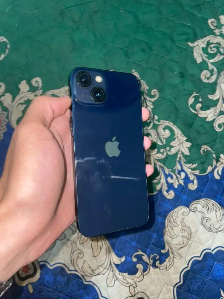 iPhone 13 128gb iBox