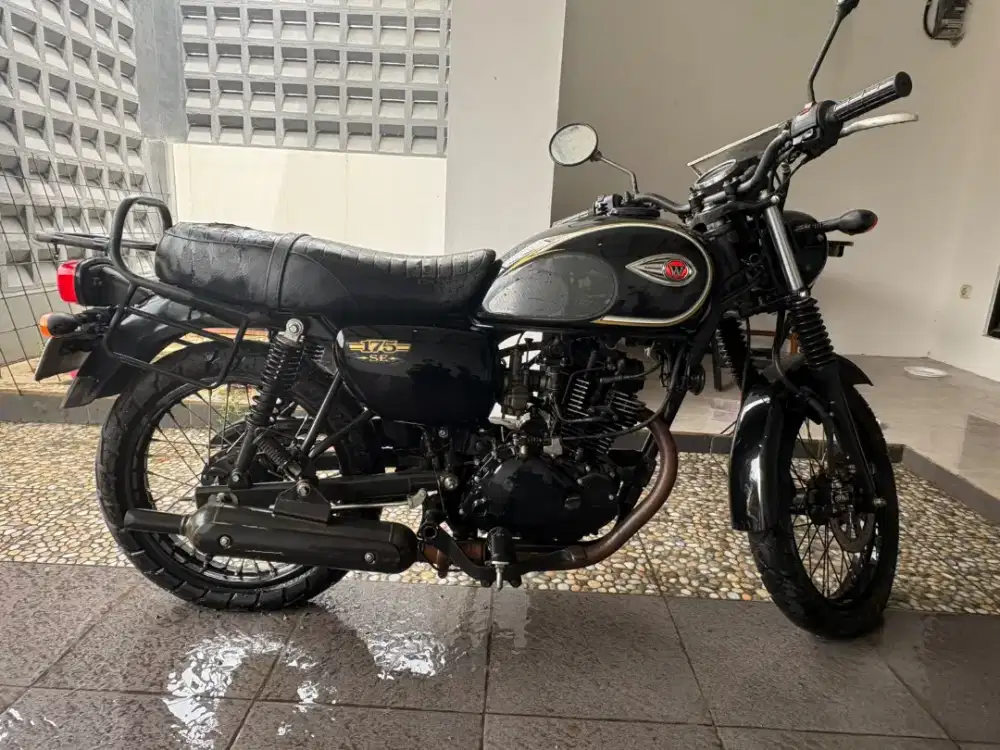 Dijual kawasaki W175 SE jarang dipakai
