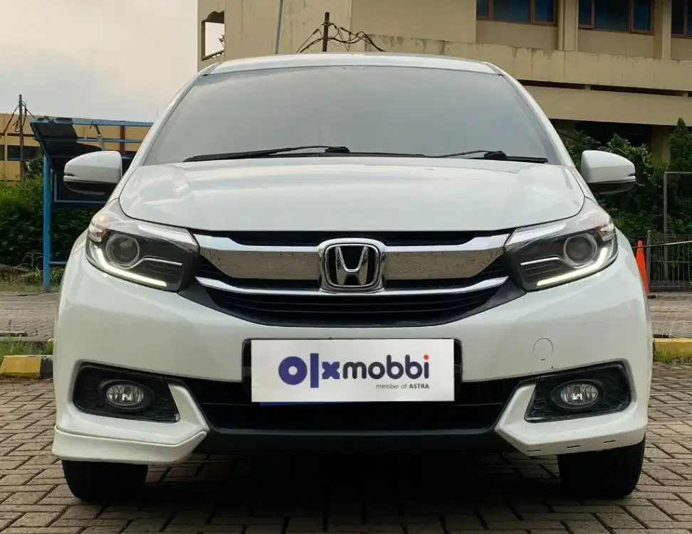 TDP 7,JT Honda Mobilio 1.5 E Bensin-AT Putih 2019
