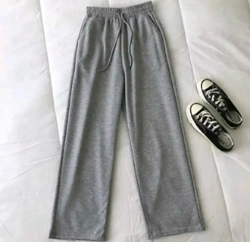 Celana baggy pants yang  lagi viral kece abis