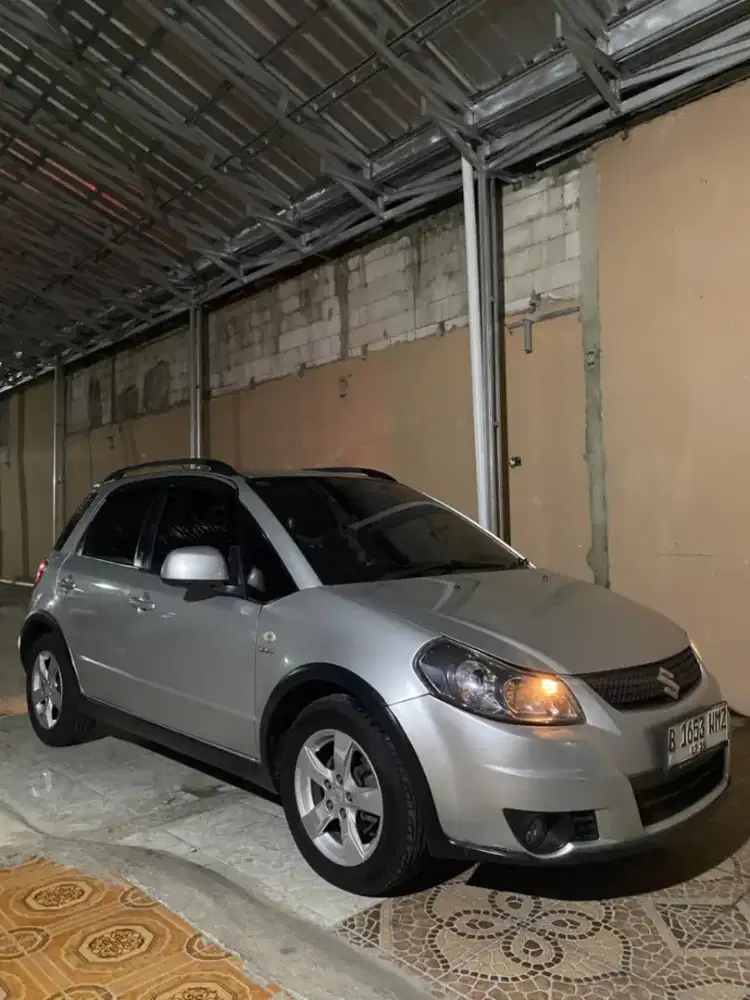 Suzuki SX4 X-over AT 2011 Facelift