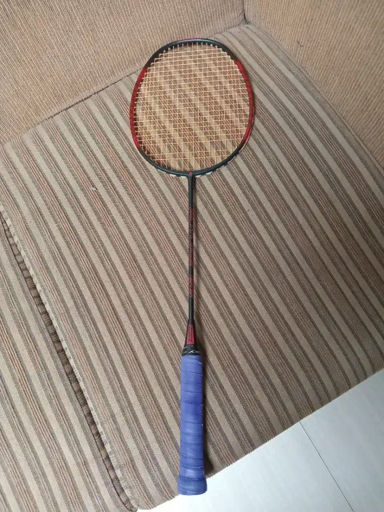 Raket badminthon merk JP power bakas pakai sebentar masih bagus