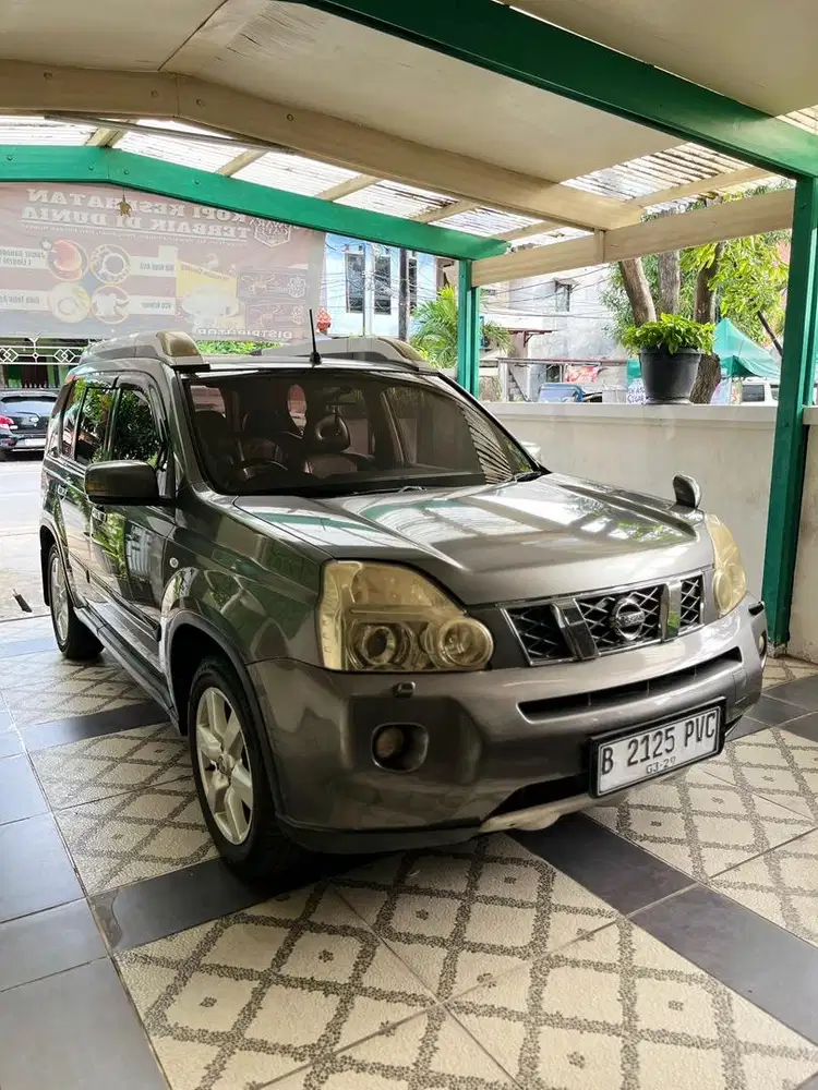 NISSAN XTRAIL AT 2.5 XT 2010