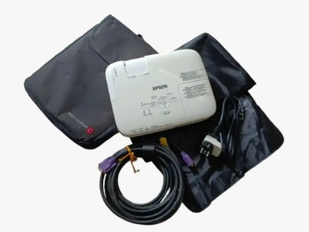 Proyektor Epson EBS7