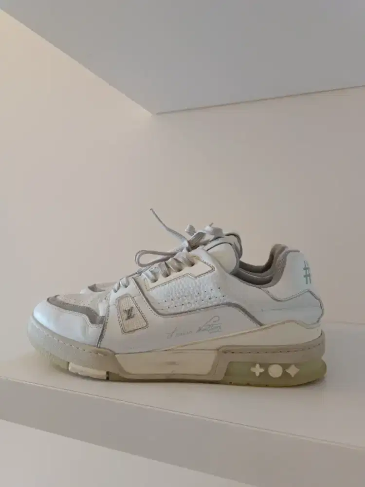 Sepatu Fashion Branded Pria