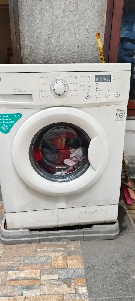 Mesin Cuci Merk LG