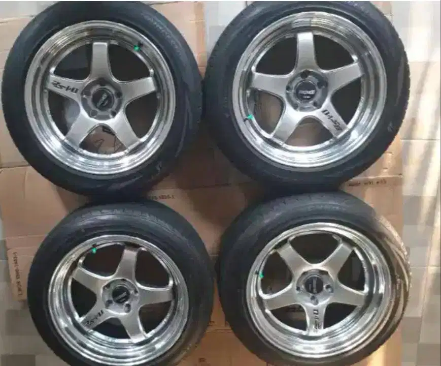 Velg LENSO D1 SE R.18 - Bridgestone Techno Sport