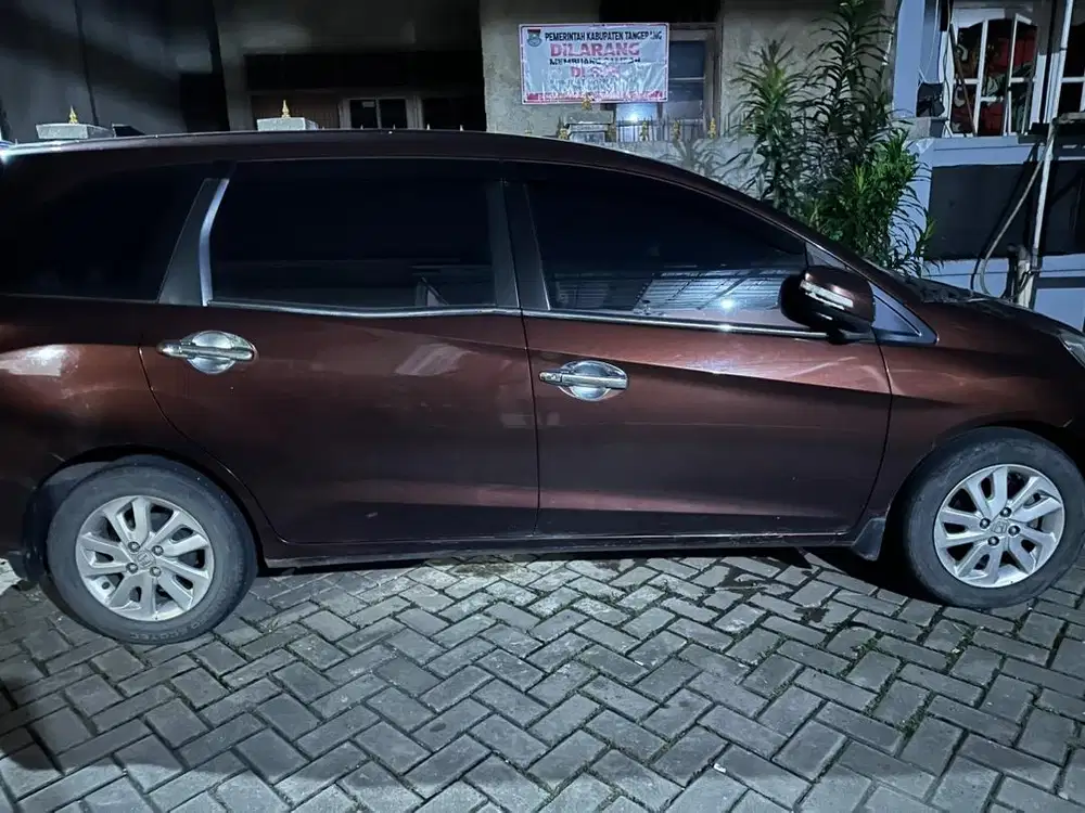 Honda mobilio th2014