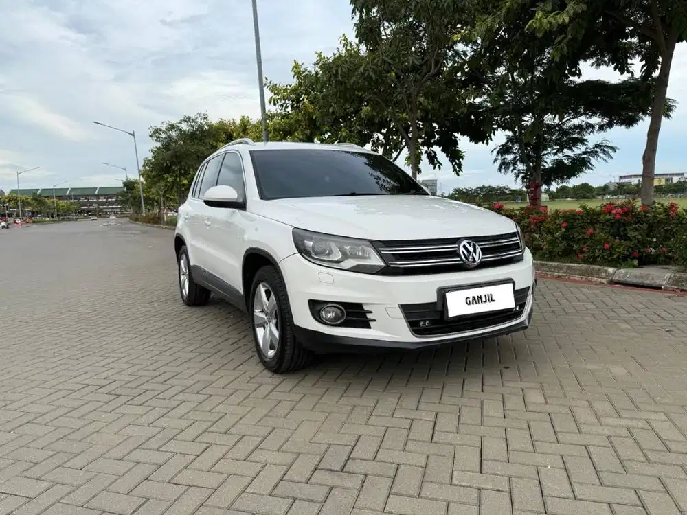 JUAL CEPAT! PAKAIAN PRIBADI VW Tiguan 1.4 tsi high line at 2014