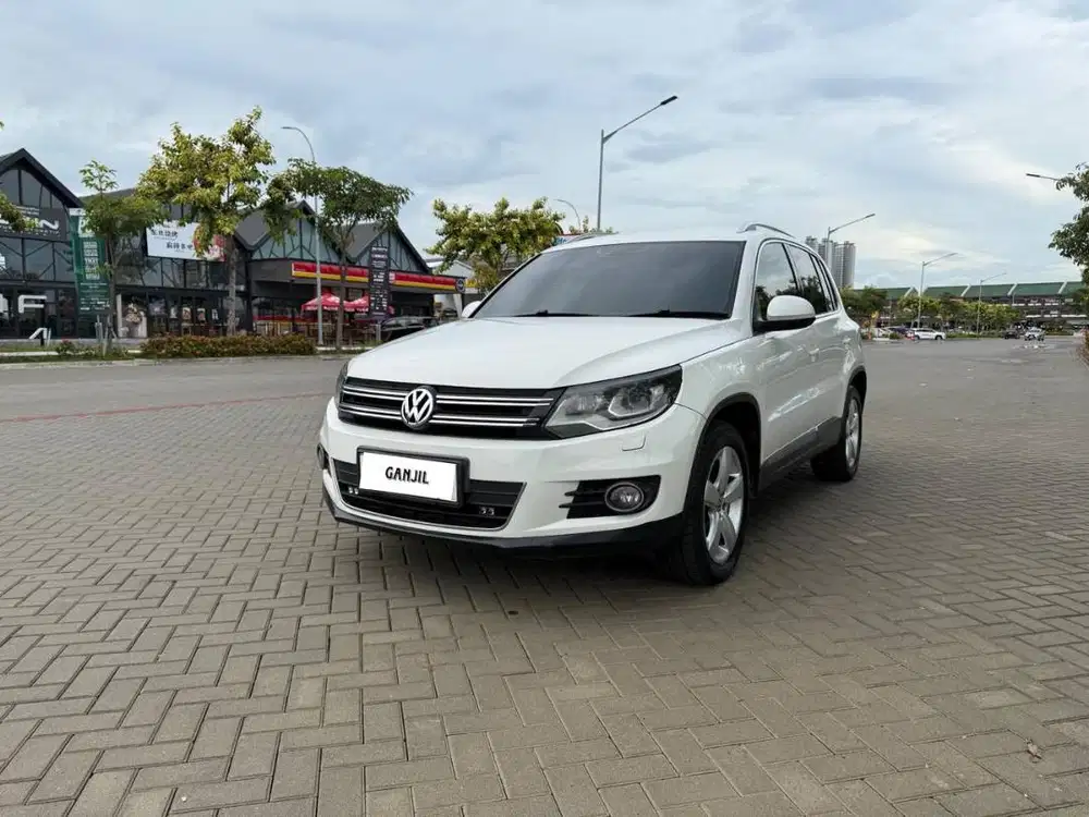 JUAL CEPAT! SERVICE RUTIN VW TIGUAN 1.4 TSI AT 2014 ISTIMEWA