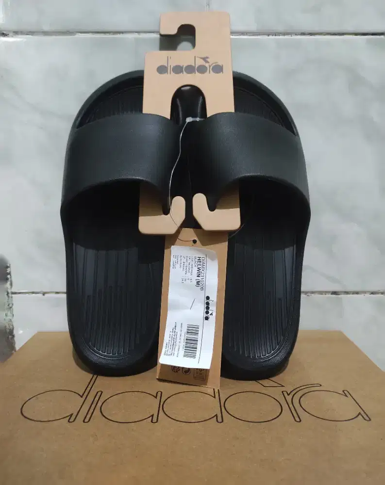 sandal original diadora size 39