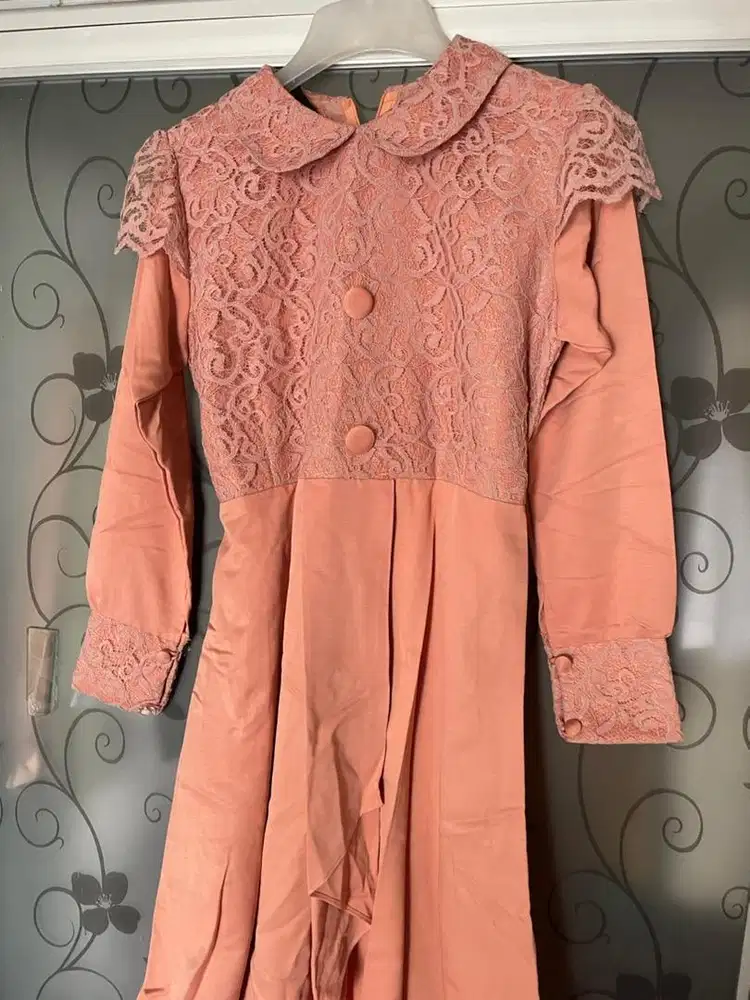 PRELOVED LIKE NEW GAMIS LINEN PEACH BROKAT (L-XL) BY ANONIMODA