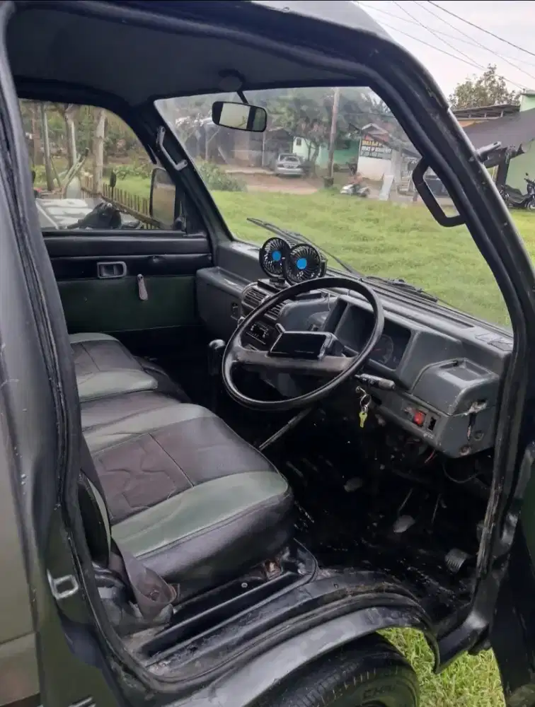 DIJUAL  MOBIL DAIHATSU