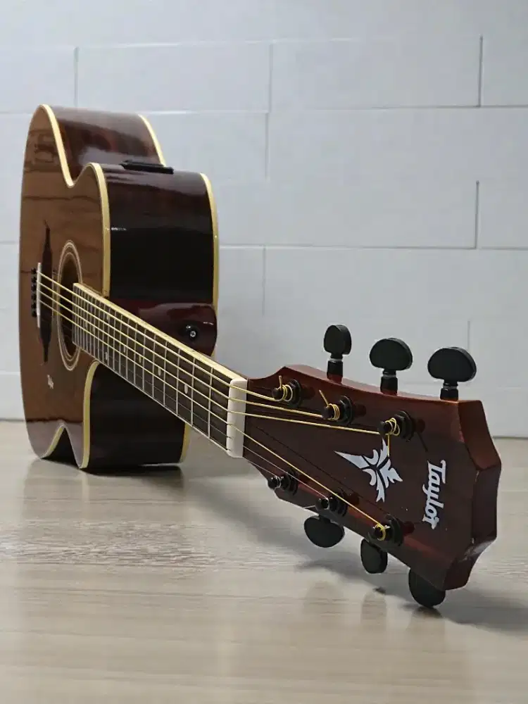Gitar akustik elektrik Taylor rosewood