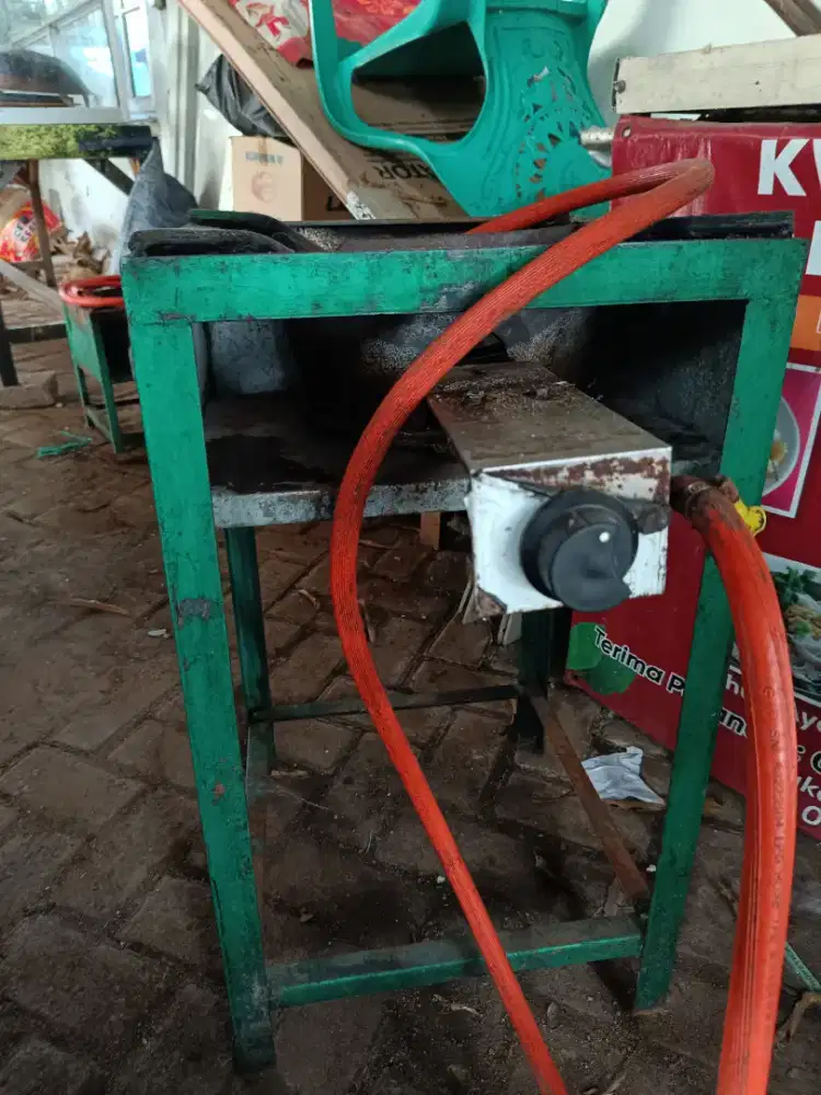 Kompor restoran api besar