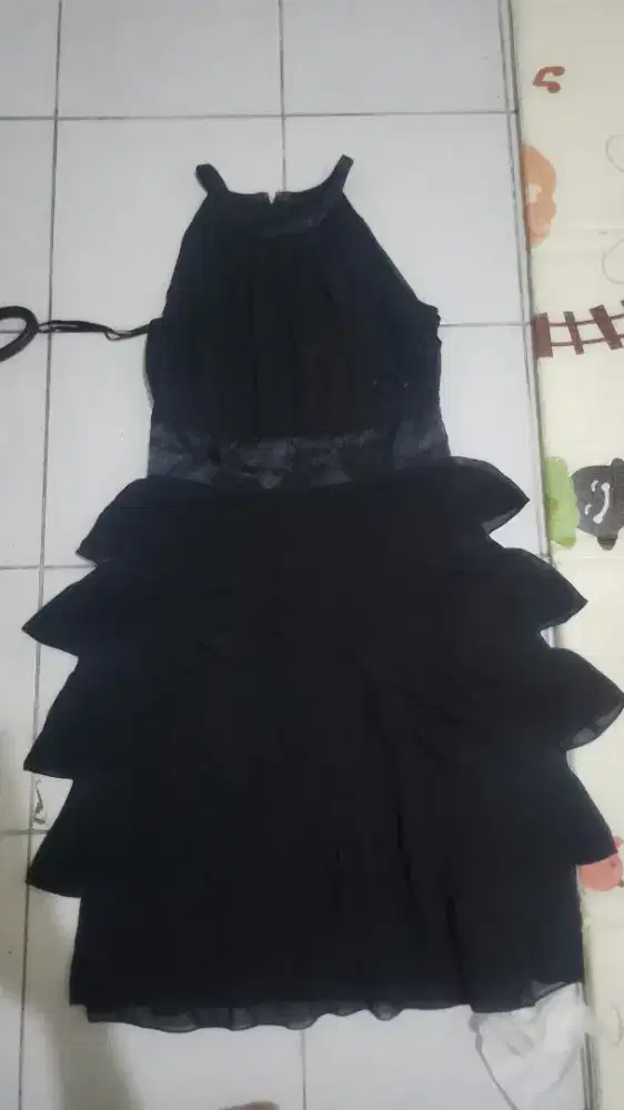 Dress hitam umpak
