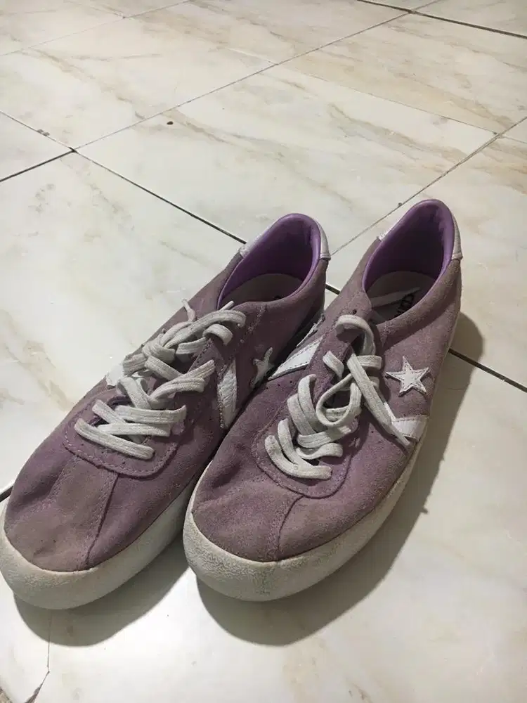 Sepatu Nike , Converse Second
