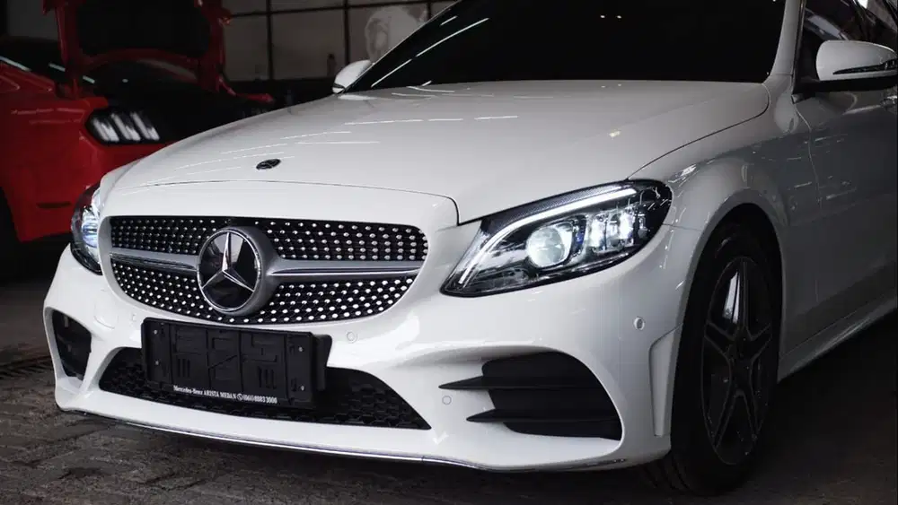 Mercedes-Benz C300 2021 Bensin