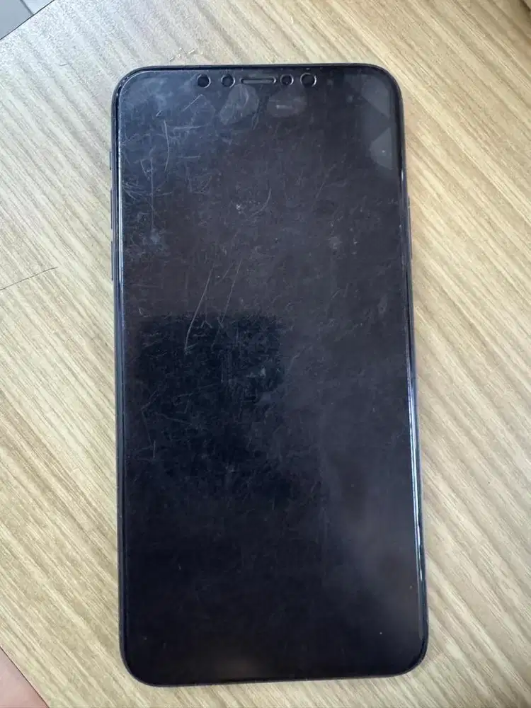 Dijual Iphone 11 promax 256 gb garansi inter kondisi bagus