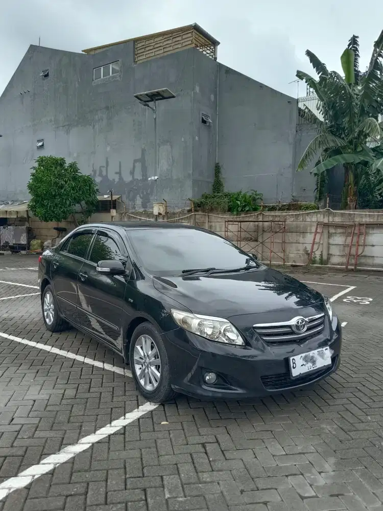 Toyota Corolla Altis 2010 Bensin