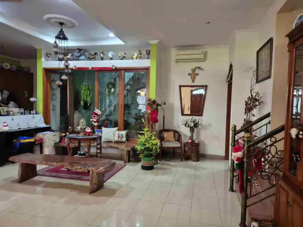 Dijuak Rumah hoek Gading Kirana 15 x 17 Jalan lebar terawat