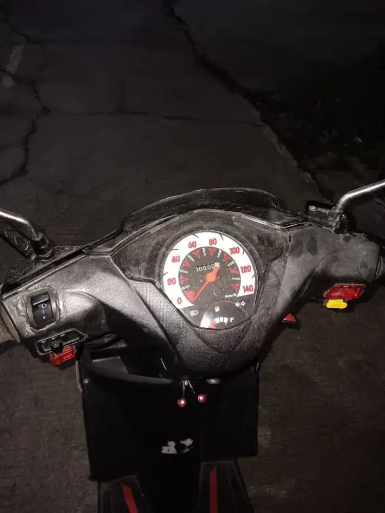 Honda beat cw..tahun 2011.