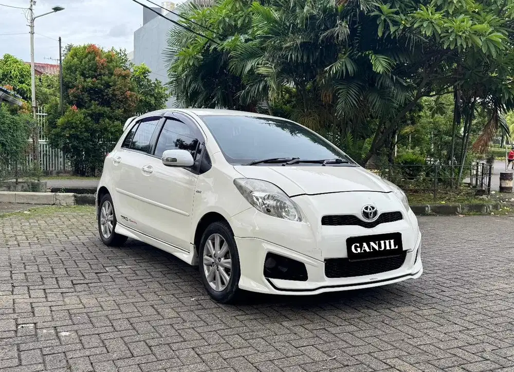 Toyota Yaris S Trd At 2013