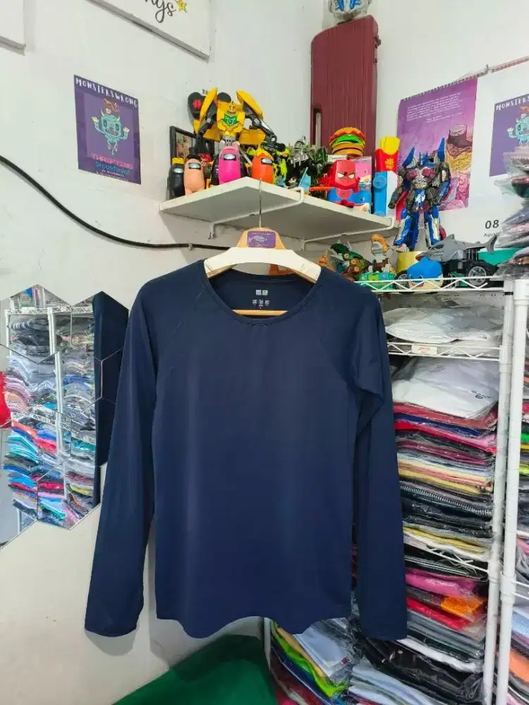 Baju lengan panjang pria uniqlo