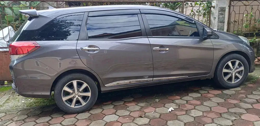 Honda Mobilio 2016 Bensin