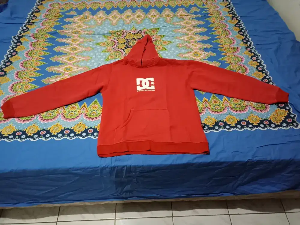 Pakaian Vintage Rare Hoodie Skateboard DCSHOECOUSA