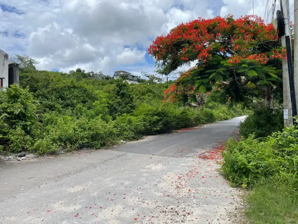TANAH DIJUAL DENGAN PANORAMA LAUT DI JIMBARAN