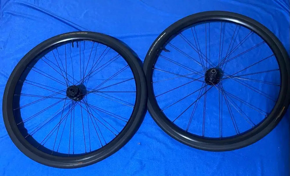 Wheelset Giant PR2 700 x 28c Tubeless Discbrake