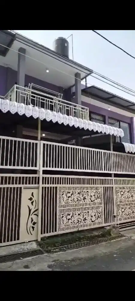 Rumah 2 lantai dijual strategis dekat exit tol