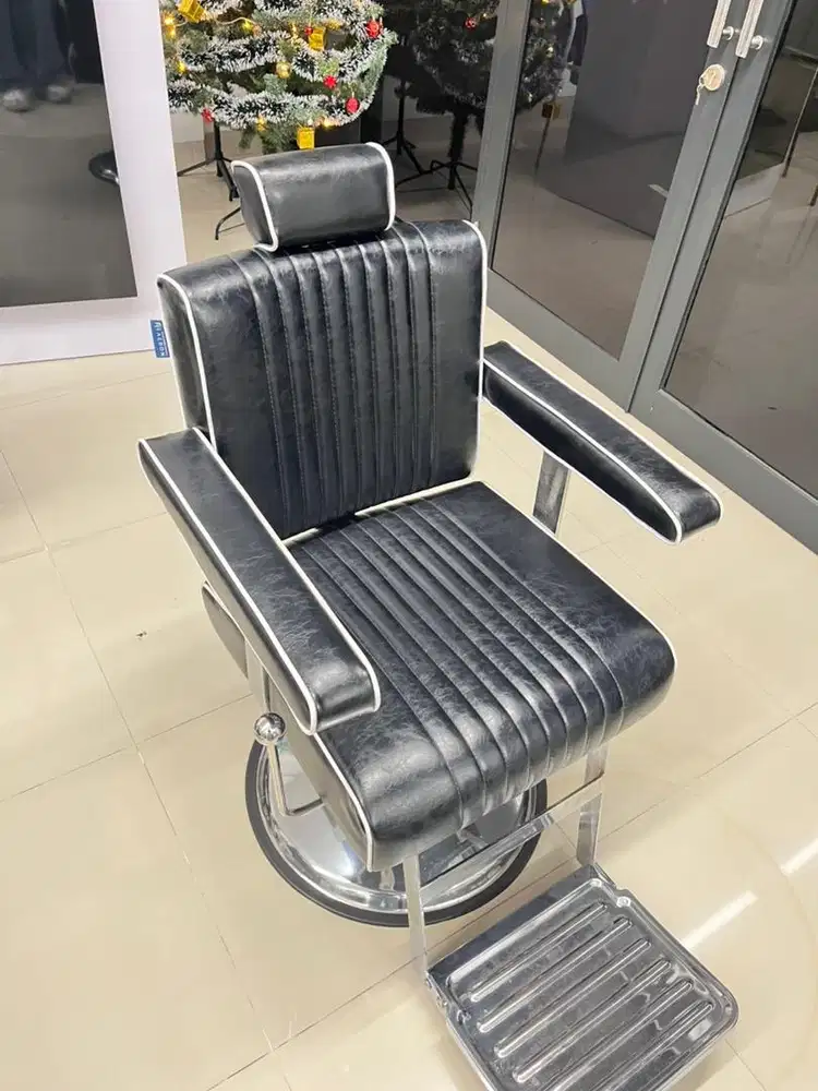 Kursi Barber Profesional Reclining – Kondisi Terawat