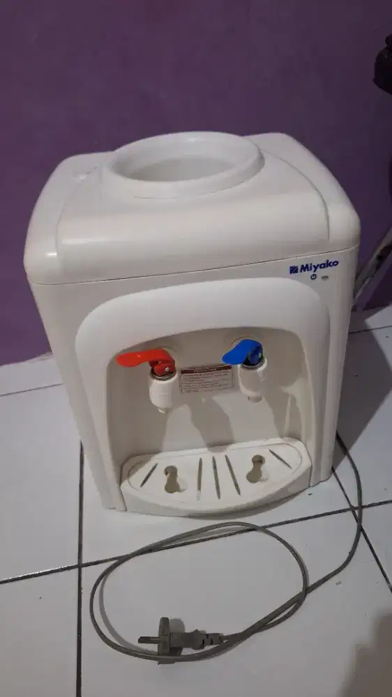 Di jual dispenser miyako